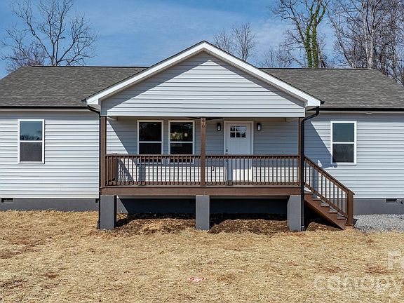 4th image of 270 Old Lumber Yard Rd