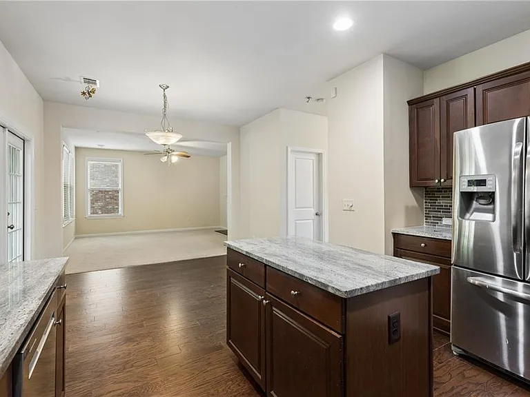 5011 Morriscastle Dr — Photo 11