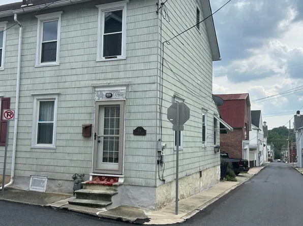 114 Limestone St, Catasauqua, PA 18032