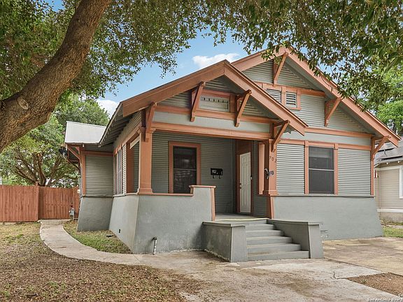 2nd image of 902 W GRAMERCY PL