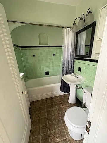 2710 Polk St NE #2 — Photo 5