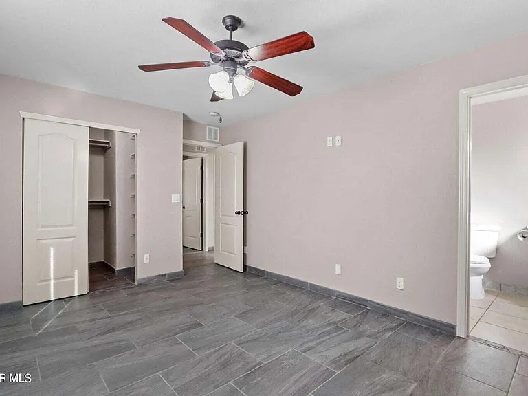804 Desert Cactus Dr — Photo 16