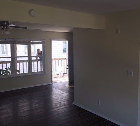 5th image of 1286 W Ocean View Ave #A