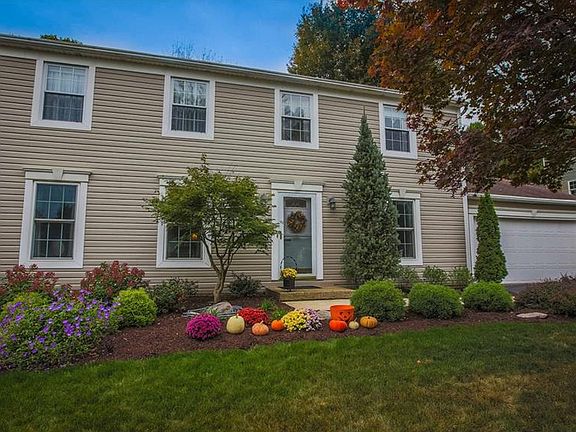 3rd image of 2570 Cottington Cir NW