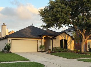 1713 Foxglove Dr, La Porte, TX 77571