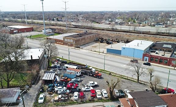 5th image of 8043 S South Chicago Ave