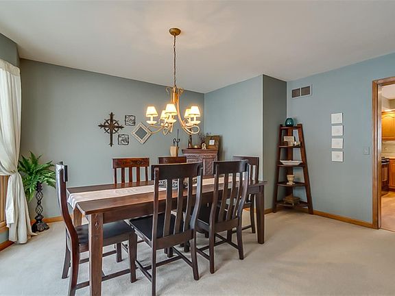 4th image of 55200 Birchwood Ct