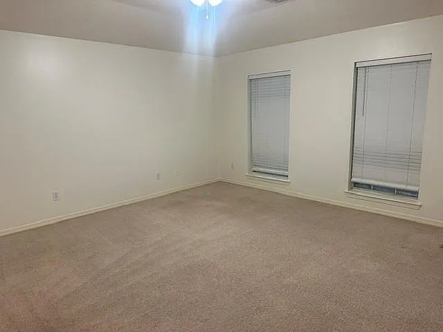 1030 Forestburg Dr — Photo 16