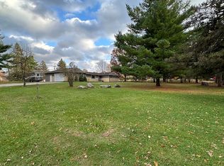 1575 Kellogg Rd, Brighton, MI 48114