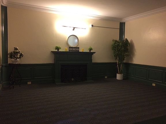 5th image of 610 Victory Blvd APT 1K