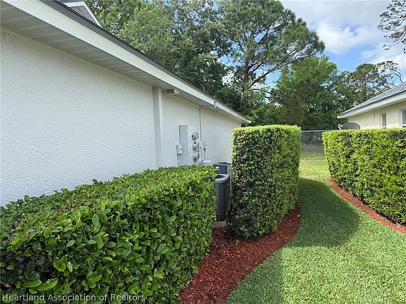 5th image of 2052 Ashley Oaks Cir
