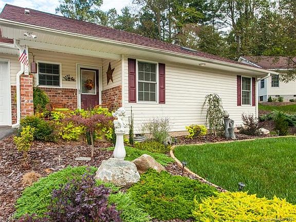 2nd image of 192 Allen Paul Dr #21
