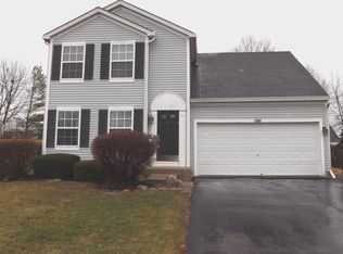 595 Hobart Dr, South Elgin, IL 60177