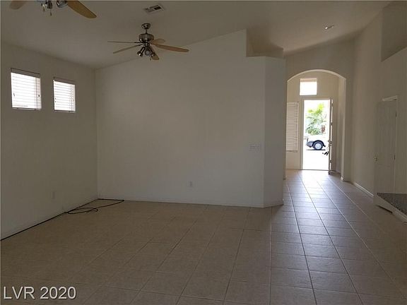 4th image of 282 Waterton Lakes Ave