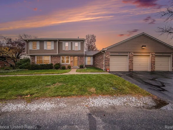 2934 Whittier Ct, Ann Arbor, MI 48104