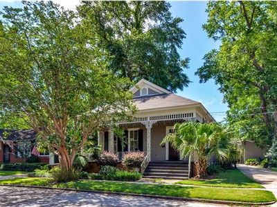 1201 New Saint Francis St, Mobile, AL, 36604
