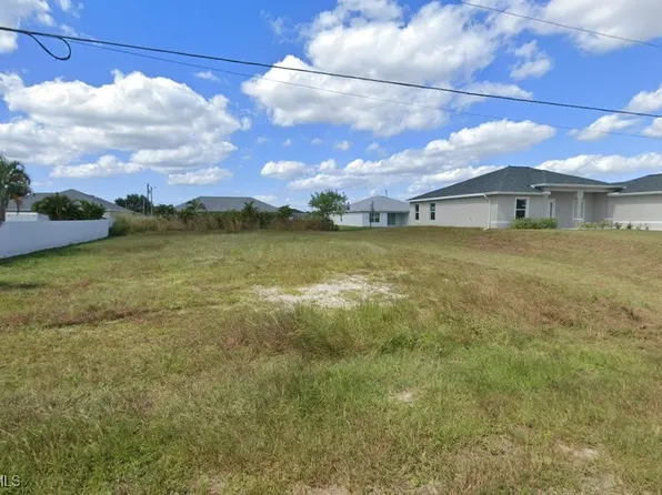 2714 NW 3rd Pl, Cape Coral, FL 33993