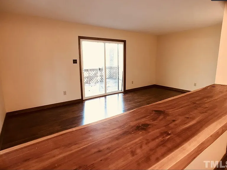 105 Lantern Way — Photo 11