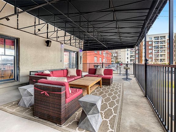 4th image of 339 N West Ave Unit 204