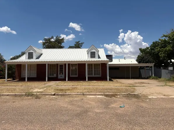 1405 Avenue I, Seagraves, TX 79359