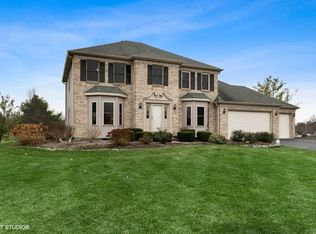 40W645 Aberdeen Ln, St Charles, IL