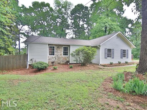 1038 Olde Hinge Way, Snellville, GA 30078