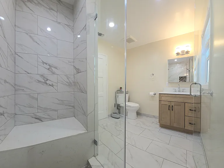3633 Veteran Ave — Photo 20