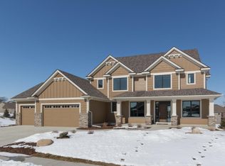 2359 Scenic Park Pl SW, Rochester, MN 55902