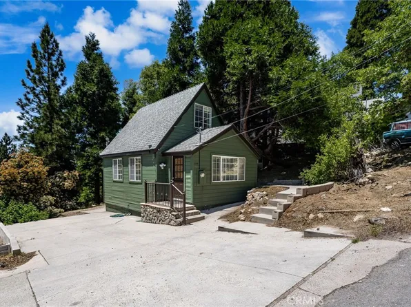 1244 Bear Springs Rd, Rimforest, CA 92378