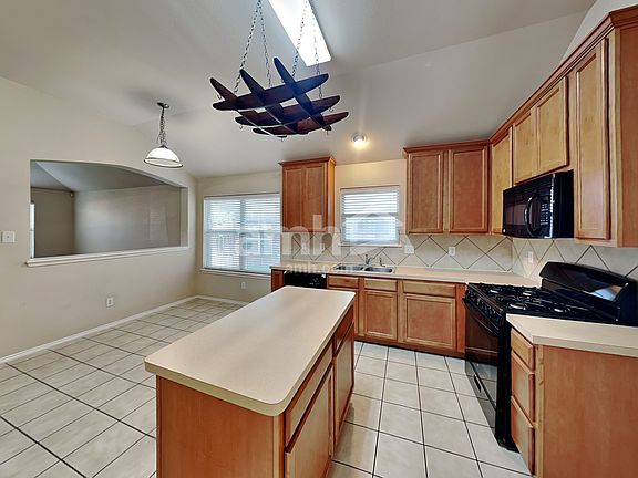 3rd image of 9053 Weller Ln