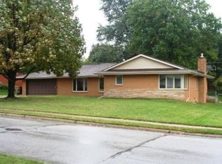 7014 Bellaire Ave, Windsor Heights, IA 50324