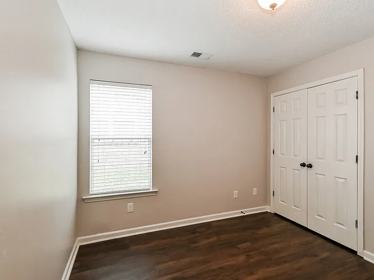7852 Ridgedale Dr — Photo 13