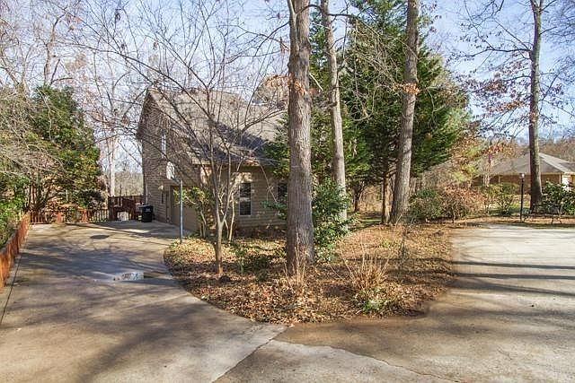 1st image of 118 Streater Ln