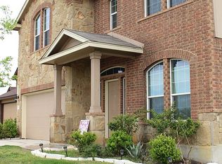 105 Druse Ln, Jarrell, TX 76537