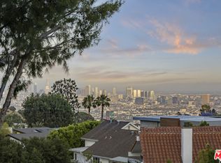 2600 Carman Crest Dr, Los Angeles, CA 90068