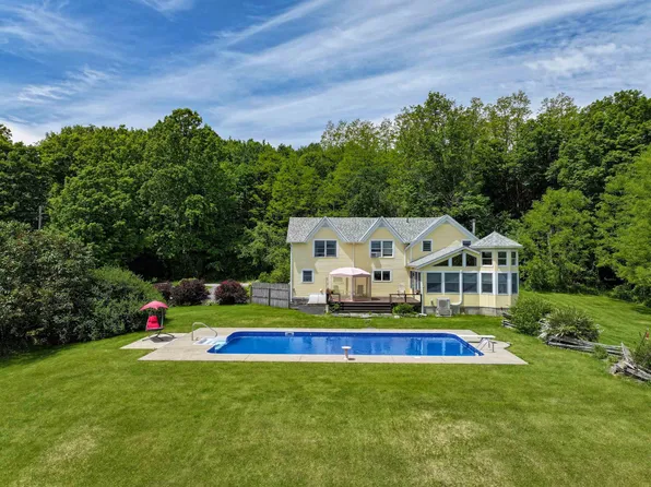 84 Galvin Road, Whiting, VT 05778