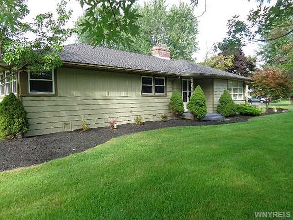 5th image of 456 Park Club Ln