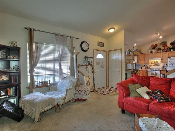 5th image of 8012 Hudson Dr