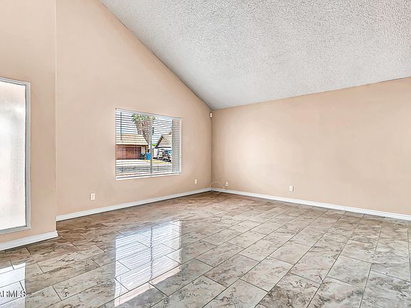 5th image of 2427 W LE MARCHE Avenue