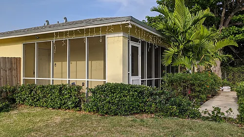 14360 SW 272nd St Photo 1
