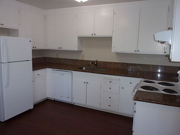 2nd image of 1210 Halford Ave #3