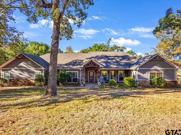 15831 Red Cloud Dr, Lindale, TX 75771