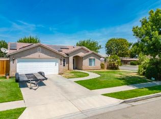 1400 Summerwind Dr, Lemoore, CA 93245