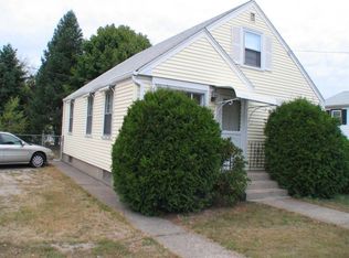 328 Illinois St, Central Falls, RI 02863
