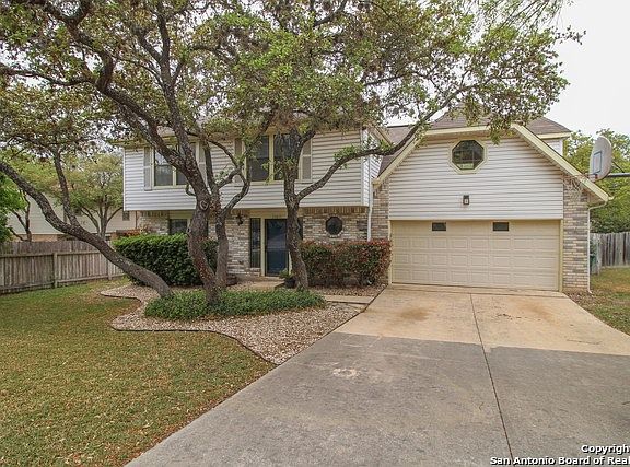 2nd image of 11611 Old Hills Ln