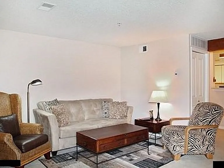 2892 Shadow Creek Dr #203 — Photo 3