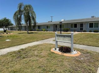 1305 Burbank Ct, Sun City Center, FL 33573