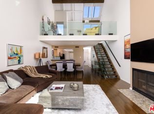 688 Bienveneda Ave #4, Pacific Palisades, CA 90272