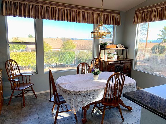 5th image of 285 S Latigo Way