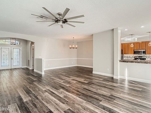 4th image of 9616 Birnamwood St